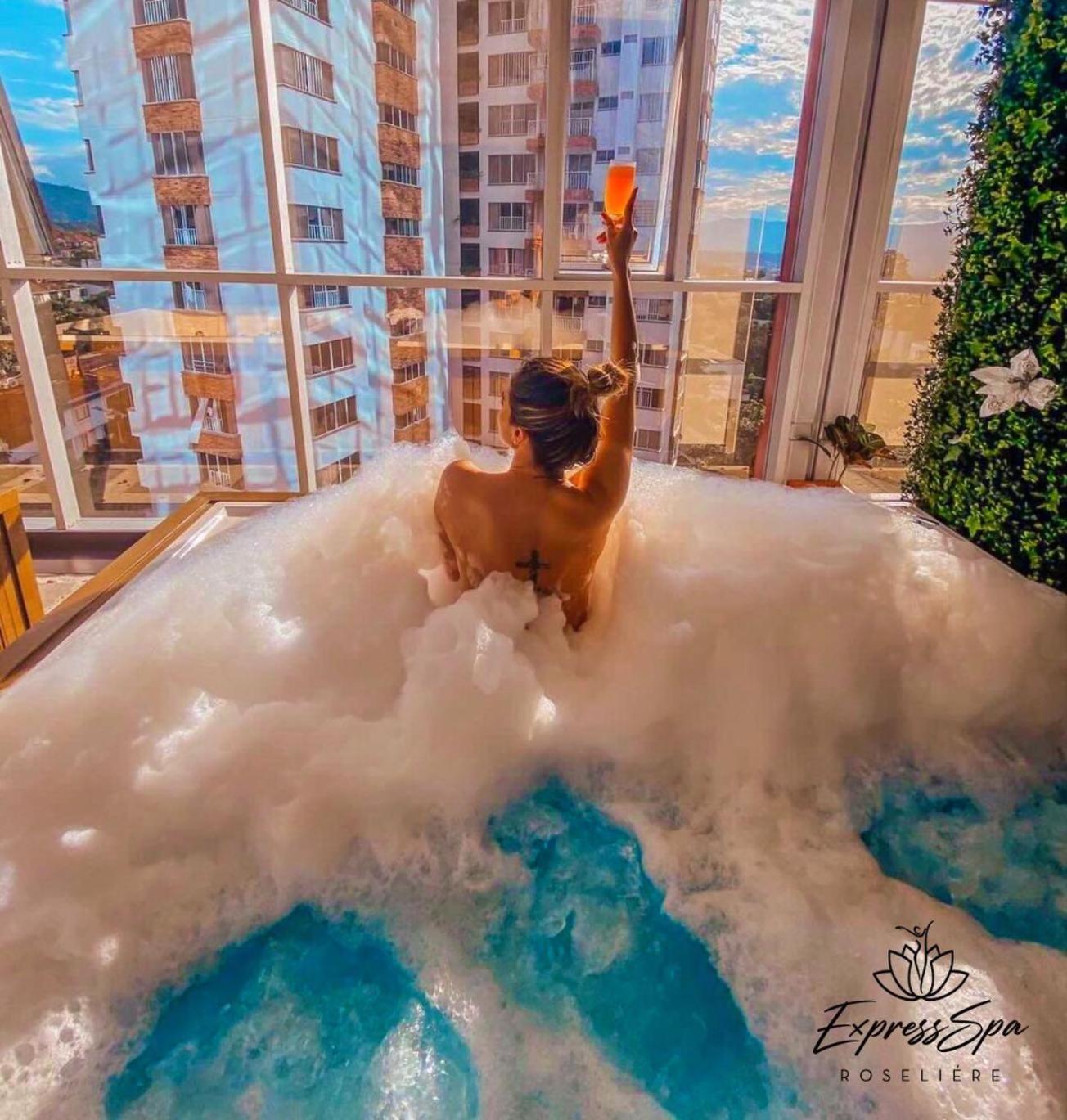 Hotel Roseliere Bucaramanga Флорідабланка Екстер'єр фото